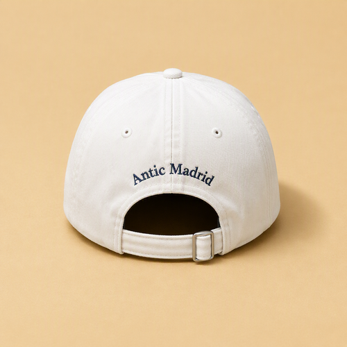 La casquette Blanche